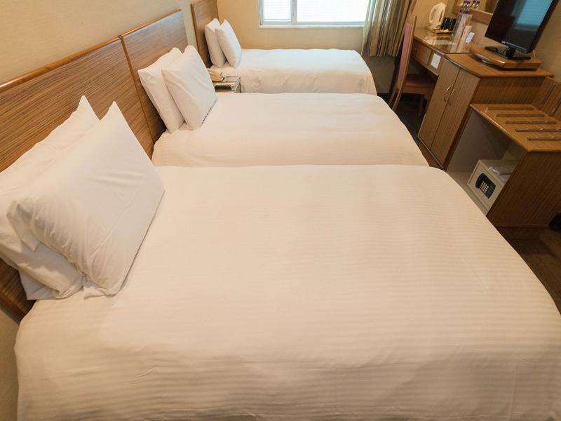 The Imperial 3*